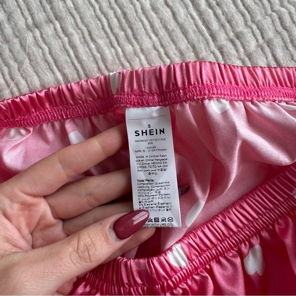 Valentines Day Pink Heart Pajama Set - Picture 5 of 6